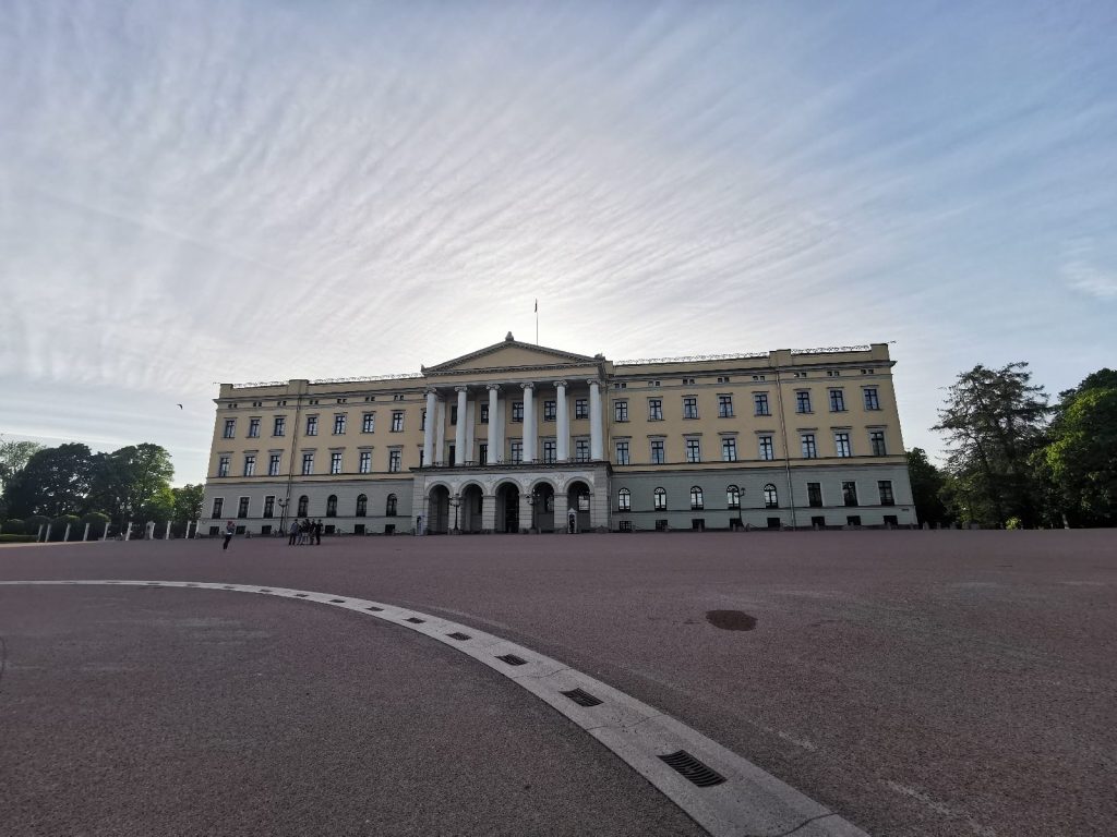 Tösse  – Göteborg  – Oslo