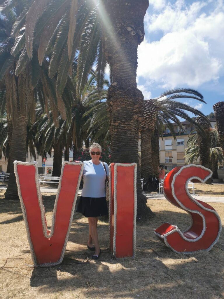 Vis